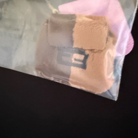 NWT Guaranteed Authentic Fendi Girl’s Handbag T-Shirt w/Authenti Mini Purse - Picture 9 of 16